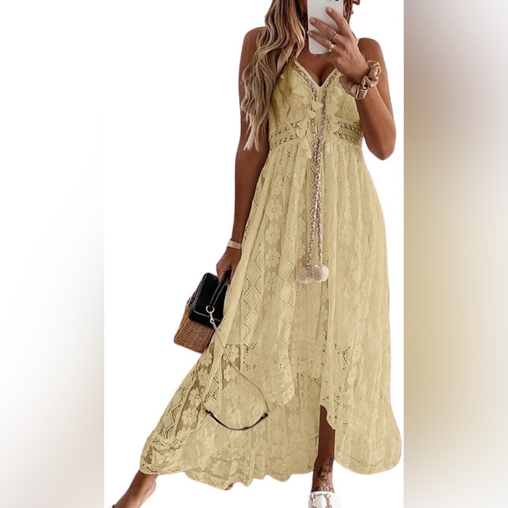 Bohemian Lace Maxi Dress in Pale Cream
